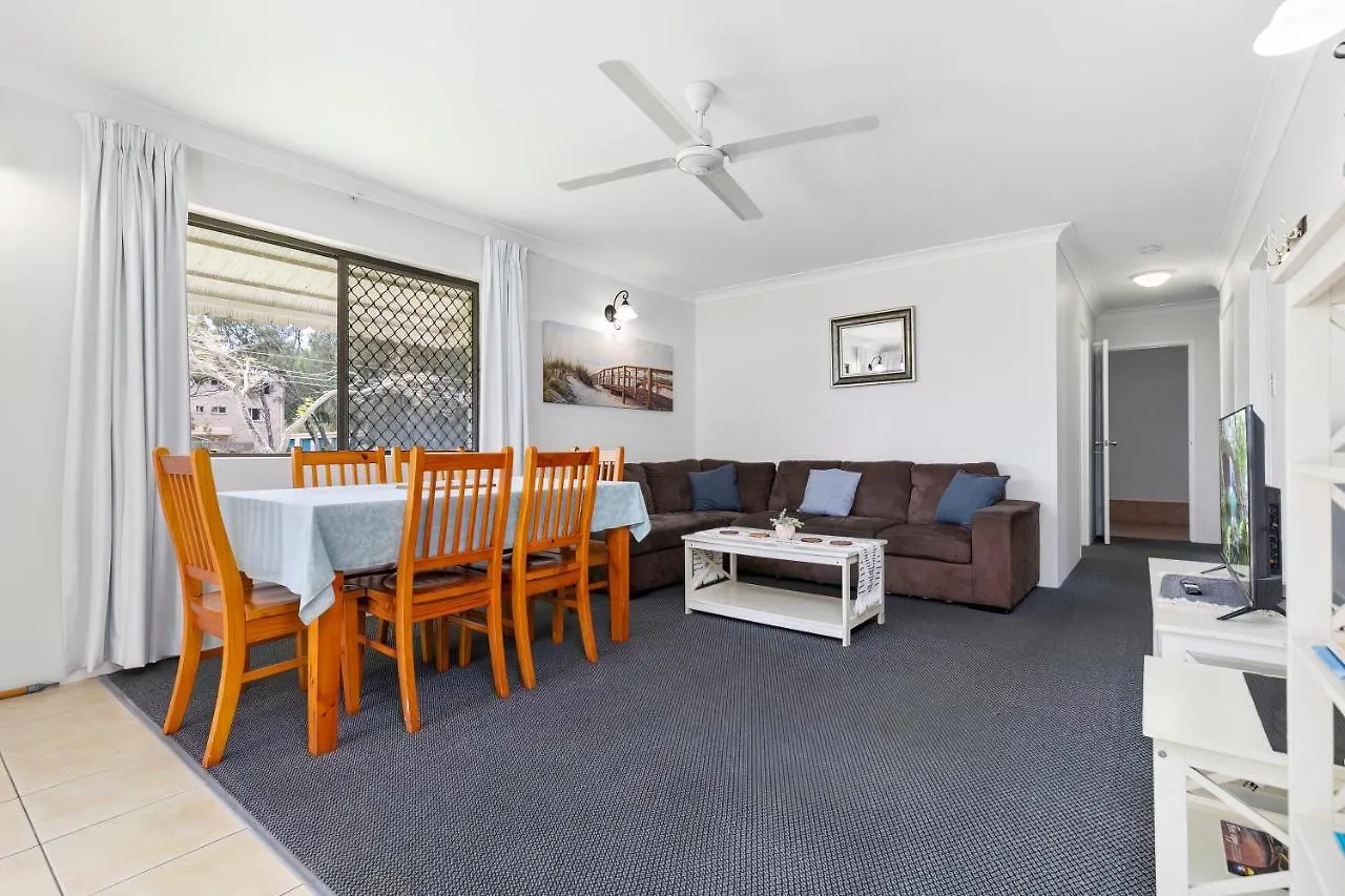 Apartament Dolphin View On South Esplanade Bongaree Australia